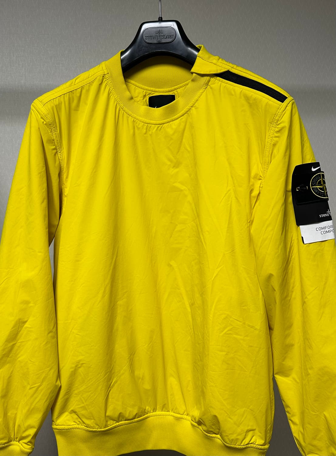 스톤아일랜드 x 나이키 골프 comfort tech M(100) 새상품 상품이미지1