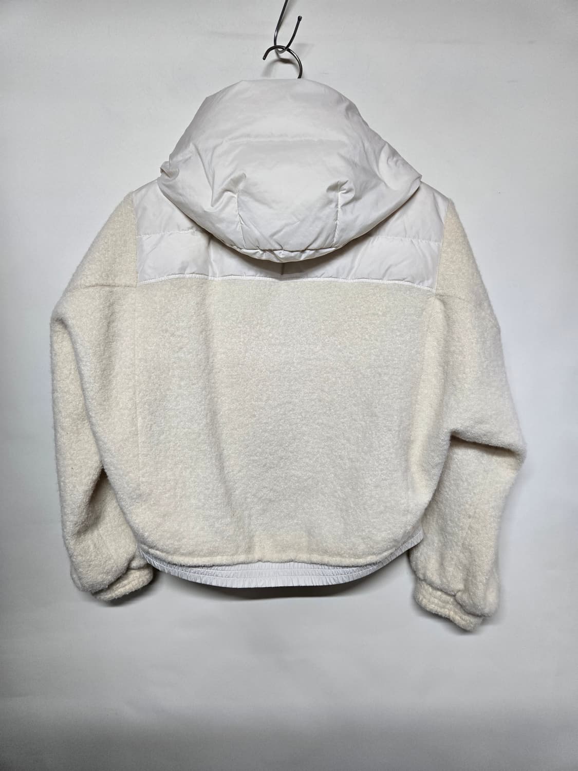 The CASHMERE 한섬  아이보리 구스 숏패딩 82-94-160 상품이미지2