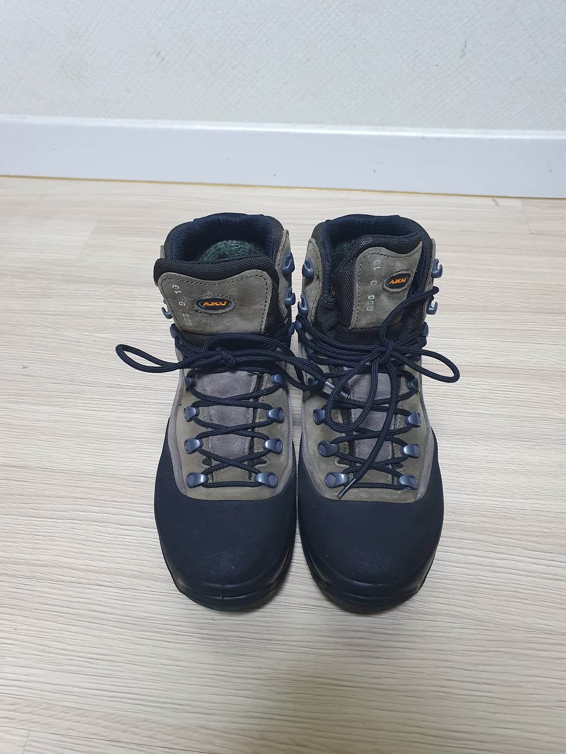 아쿠 타이가 고어텍스 등산화 280 상품이미지3