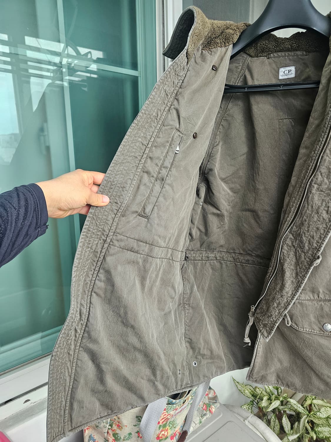 빈티지 아카이브!!씨피 CP 컴퍼니 카키 야상 자켓 팝니다 퍼자켓 상품이미지6