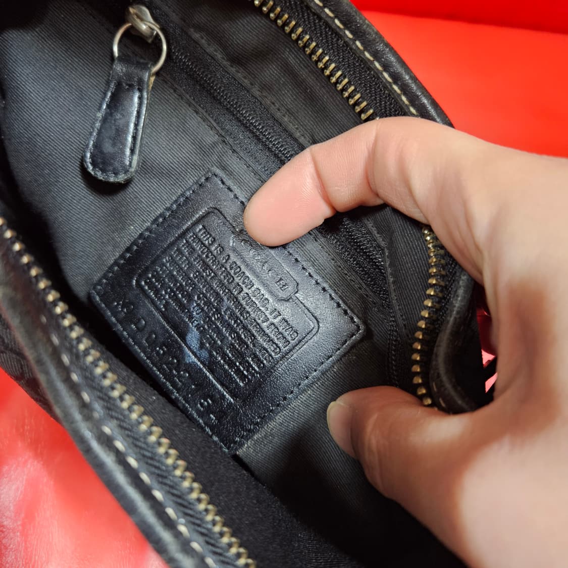 코치(Coach) y2k 자카드 가죽 스티치 미니 호보백  상품이미지7