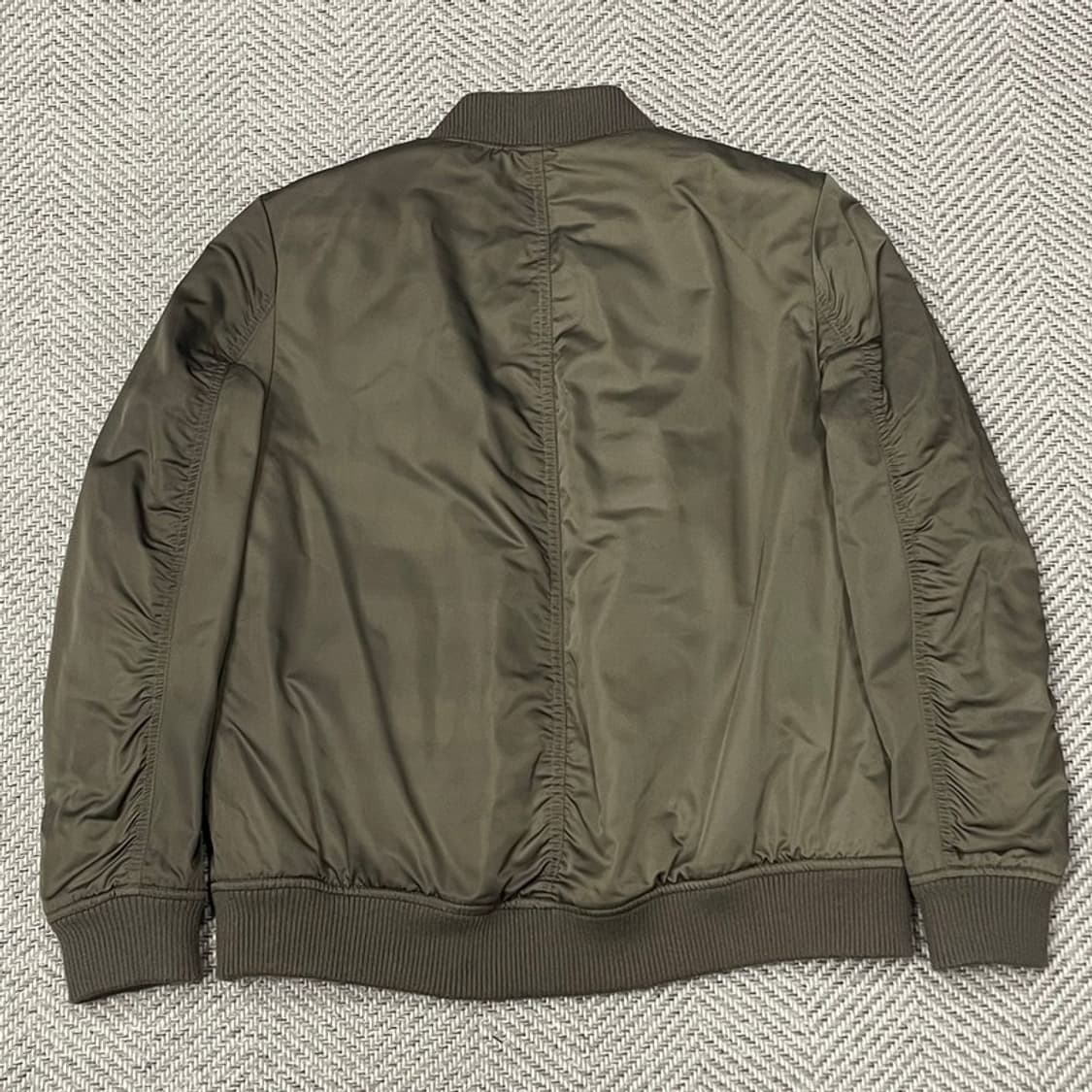 캘빈클라인 금장 로고 바시티 점퍼 v0089 상품이미지2