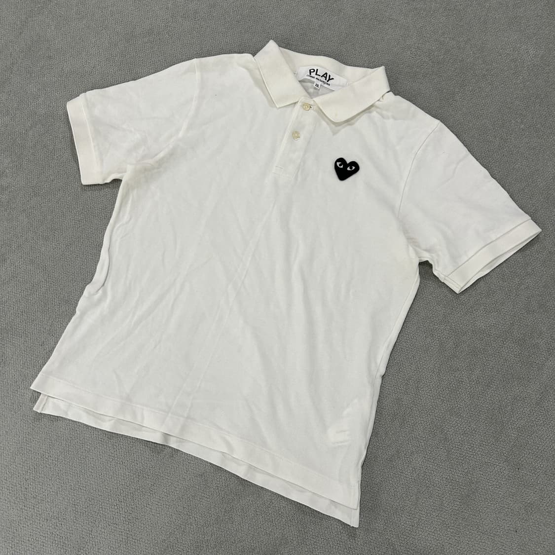꼼데가르송 정품 블랙 하트 반팔 폴로티 화이트 2XL 상품이미지1
