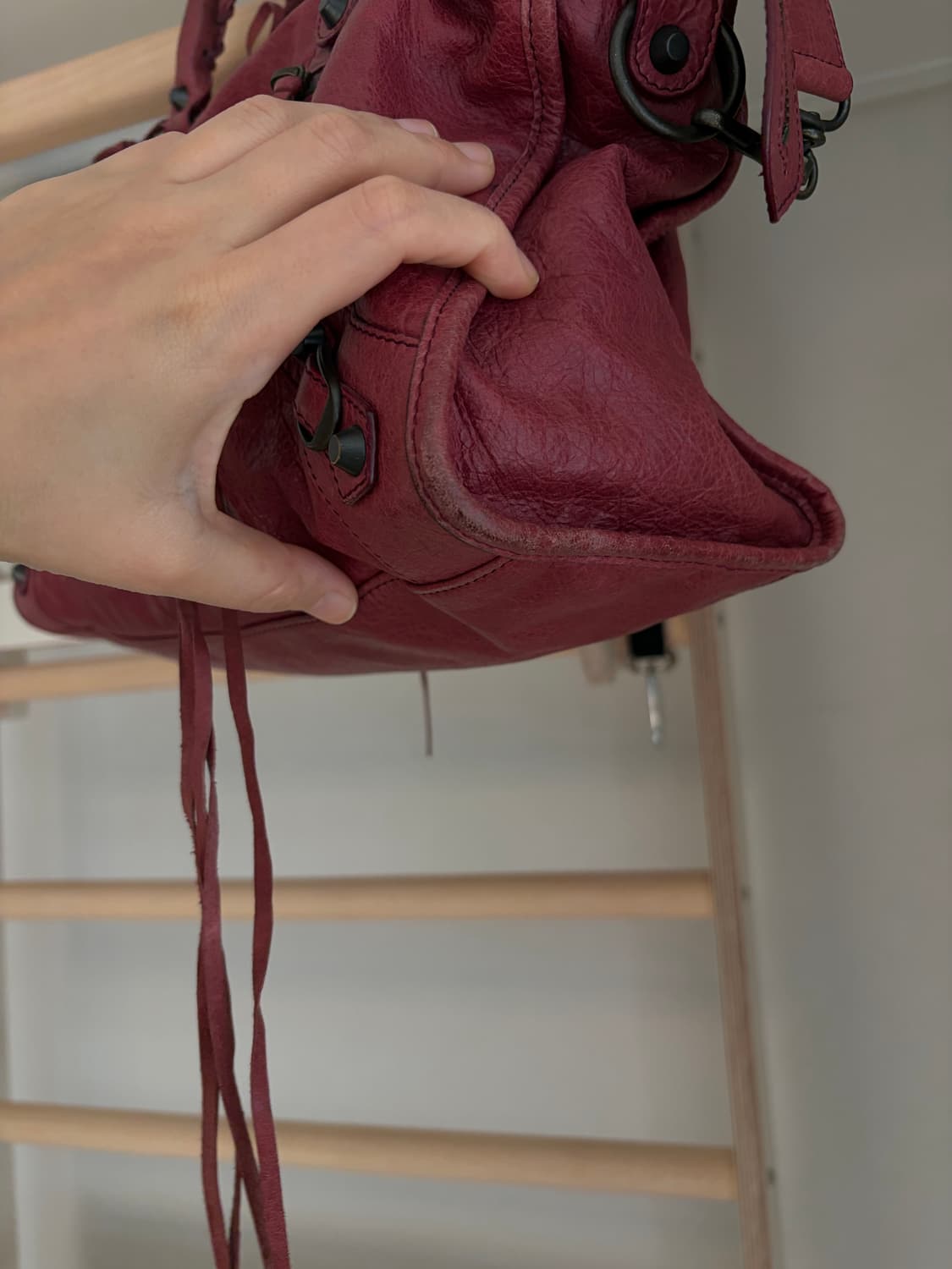 발렌시아가 모터백 버건디 상품이미지8