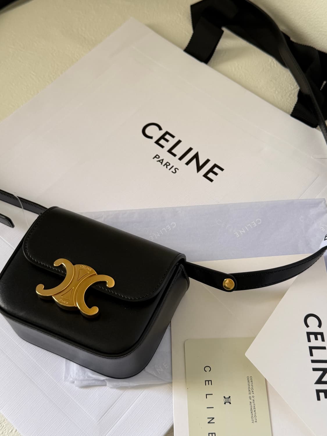 셀린느 트리오페 미니백 블랙 전시급 상품 상품이미지9