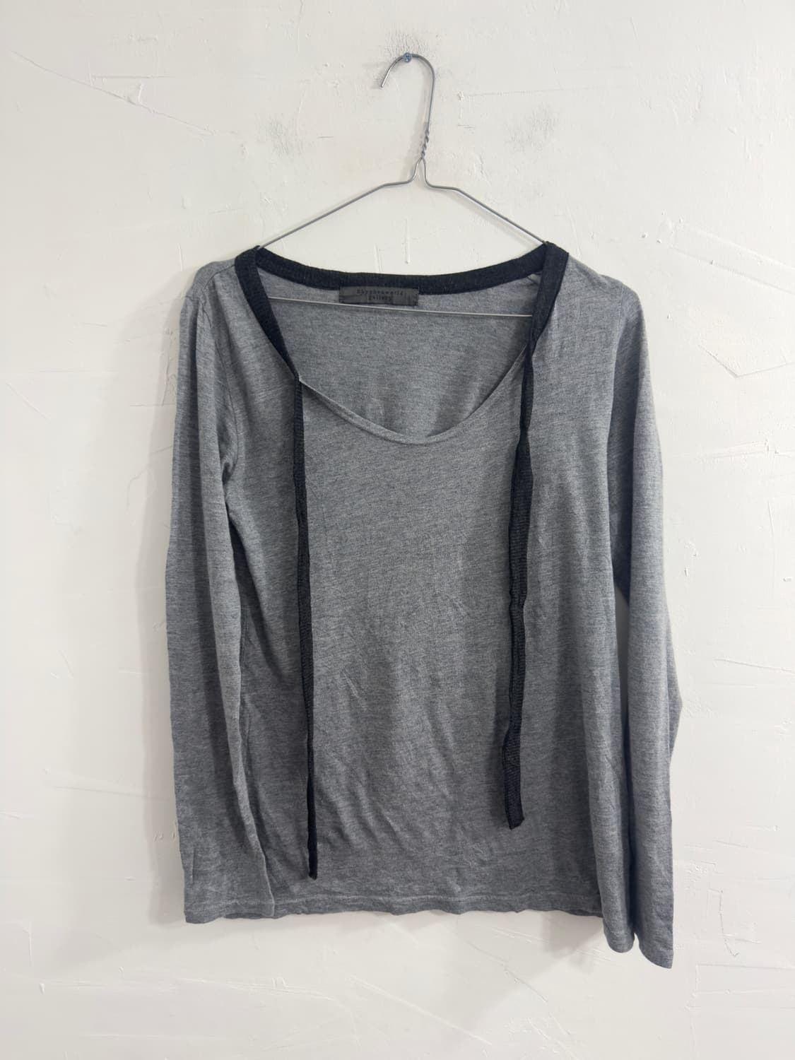 ehyphenworld gallery design top 상품이미지1