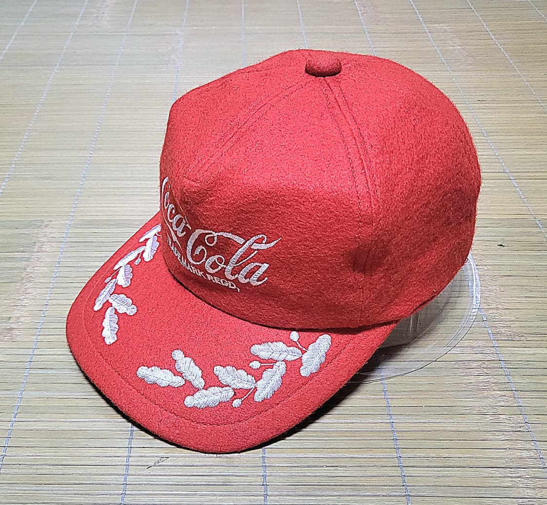 ♤필독♤ 코카콜라 올드스쿨 월계수 트러커캡 상품이미지1