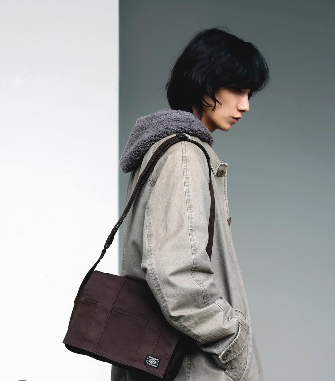 포터 스모키 숄더백 브라운 S 팝니다. 상품이미지1