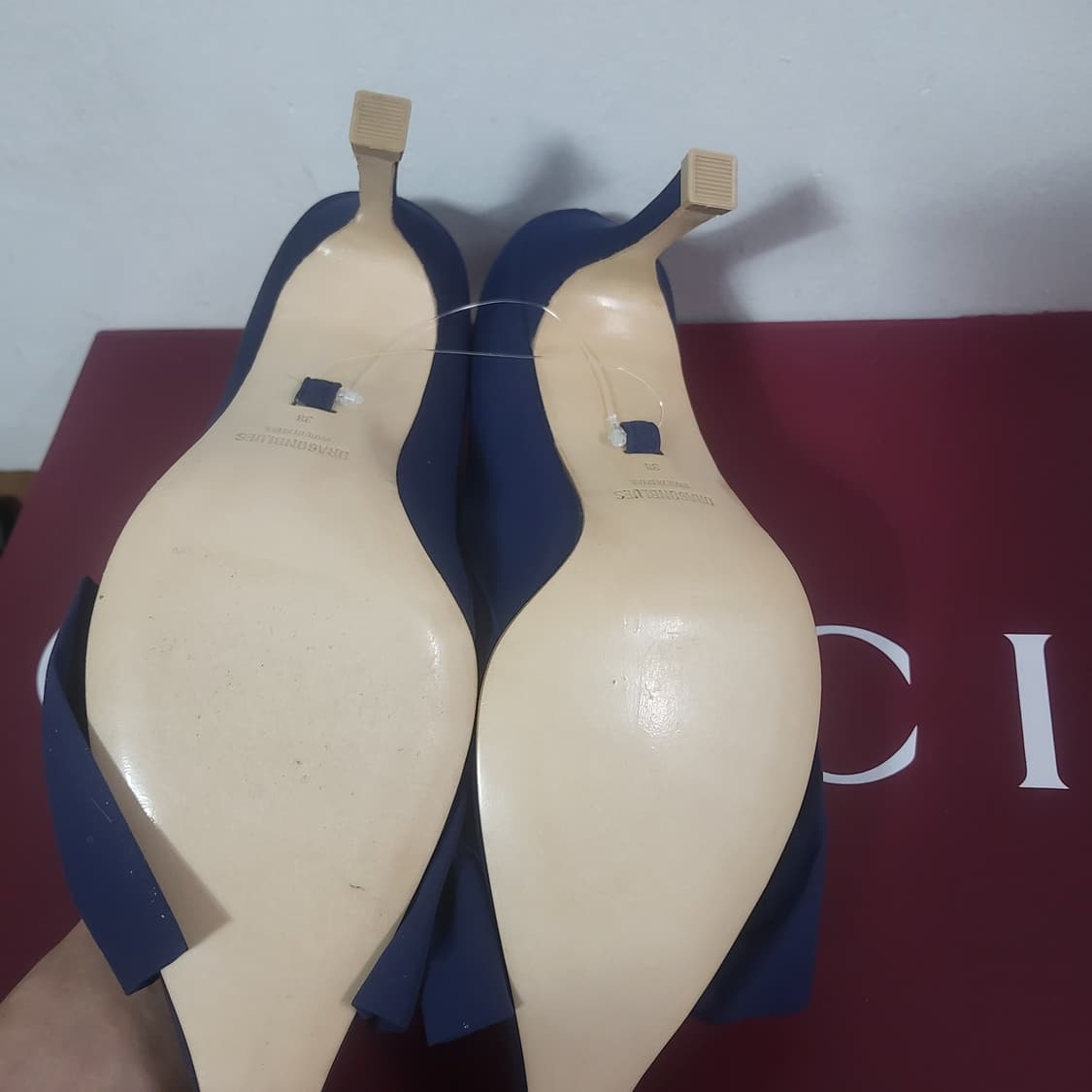 새상품 드레곤블루스 리본 펌프스 여자 구두 하이힐 250 38 찐이쁨 상품이미지2