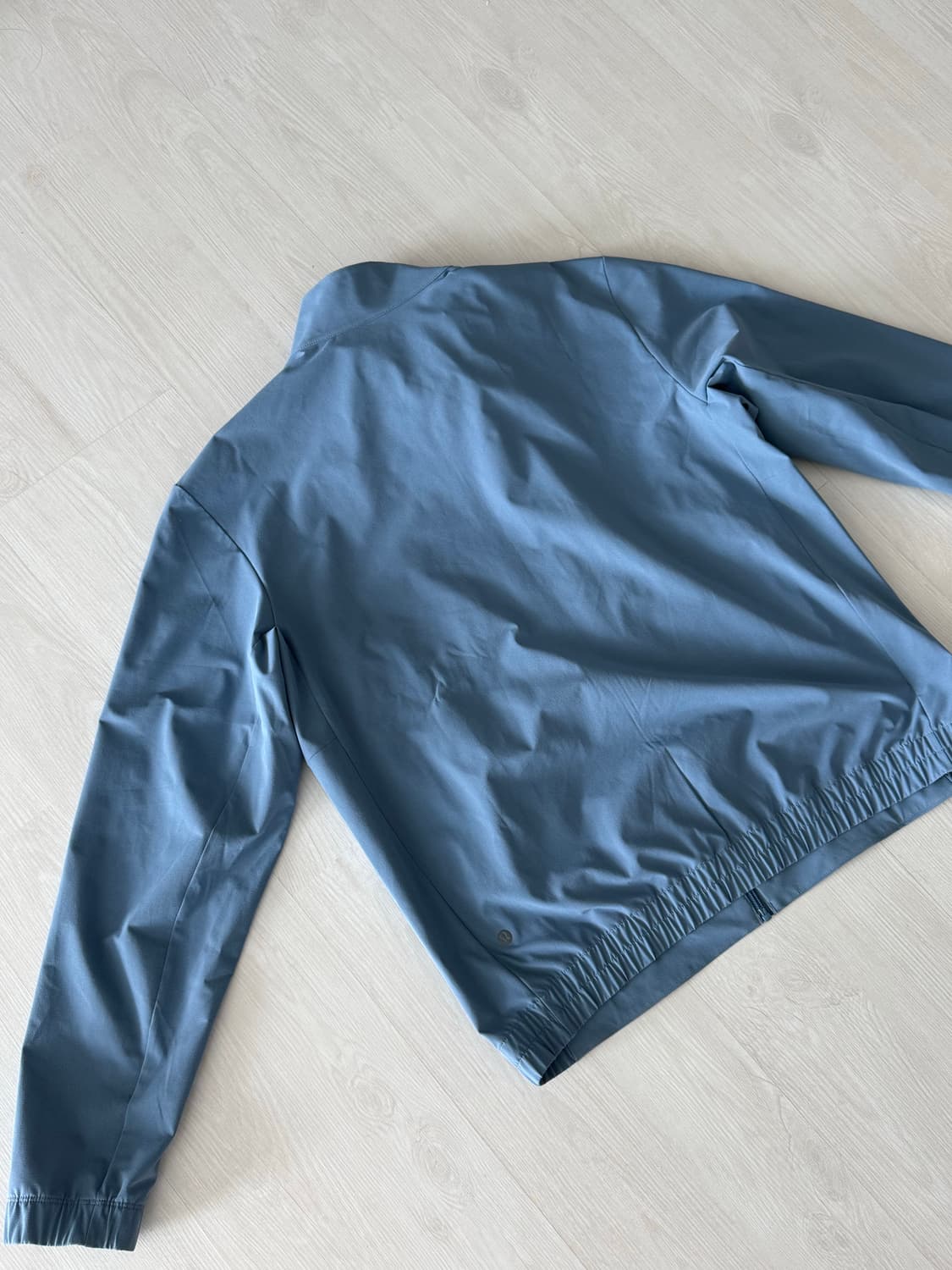 룰루레몬 트랙자켓 m 상품이미지3