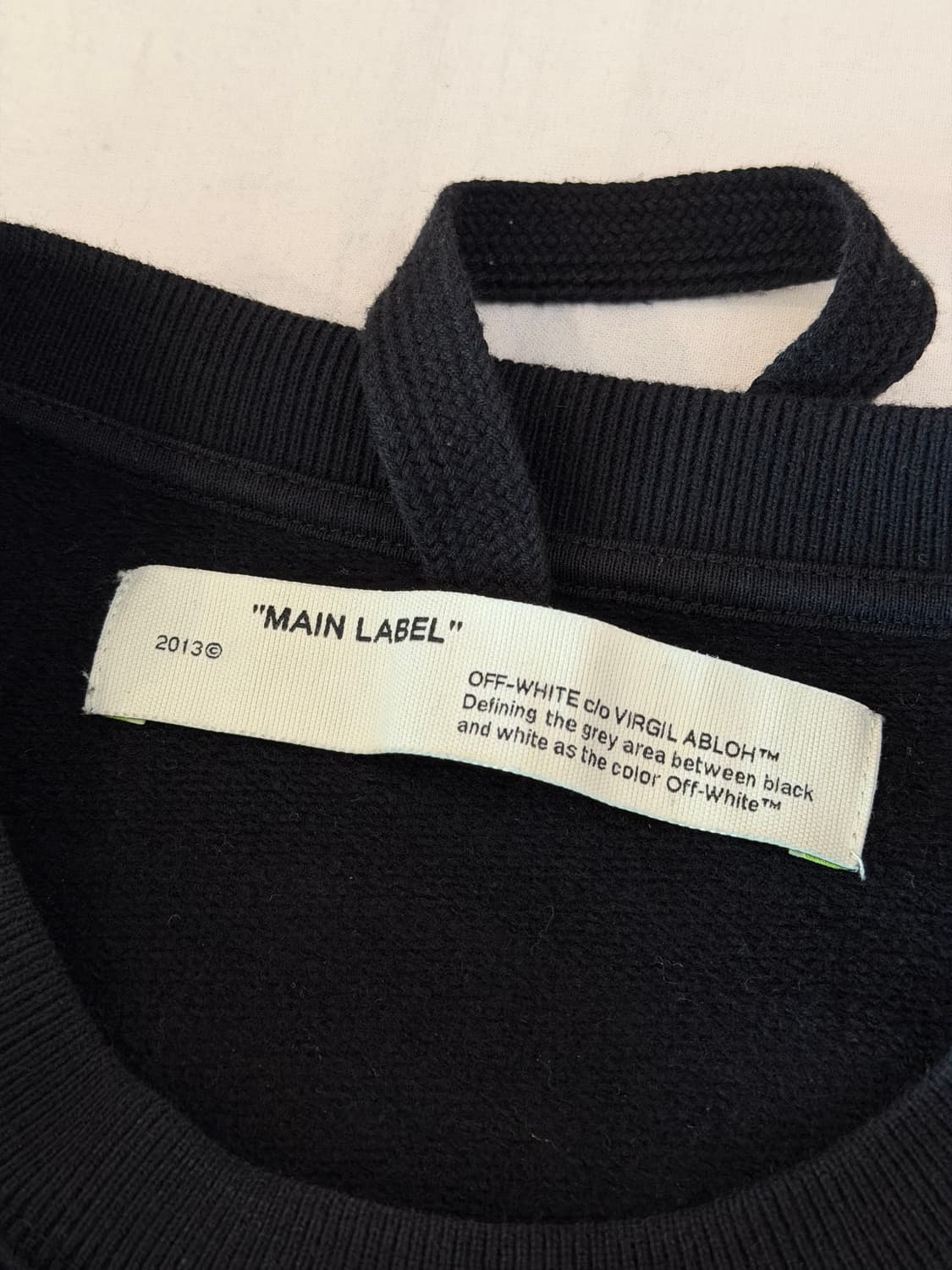 새상품급 오프화이트 애로우 맨투맨 스웻셔츠 옐로우 상품이미지6