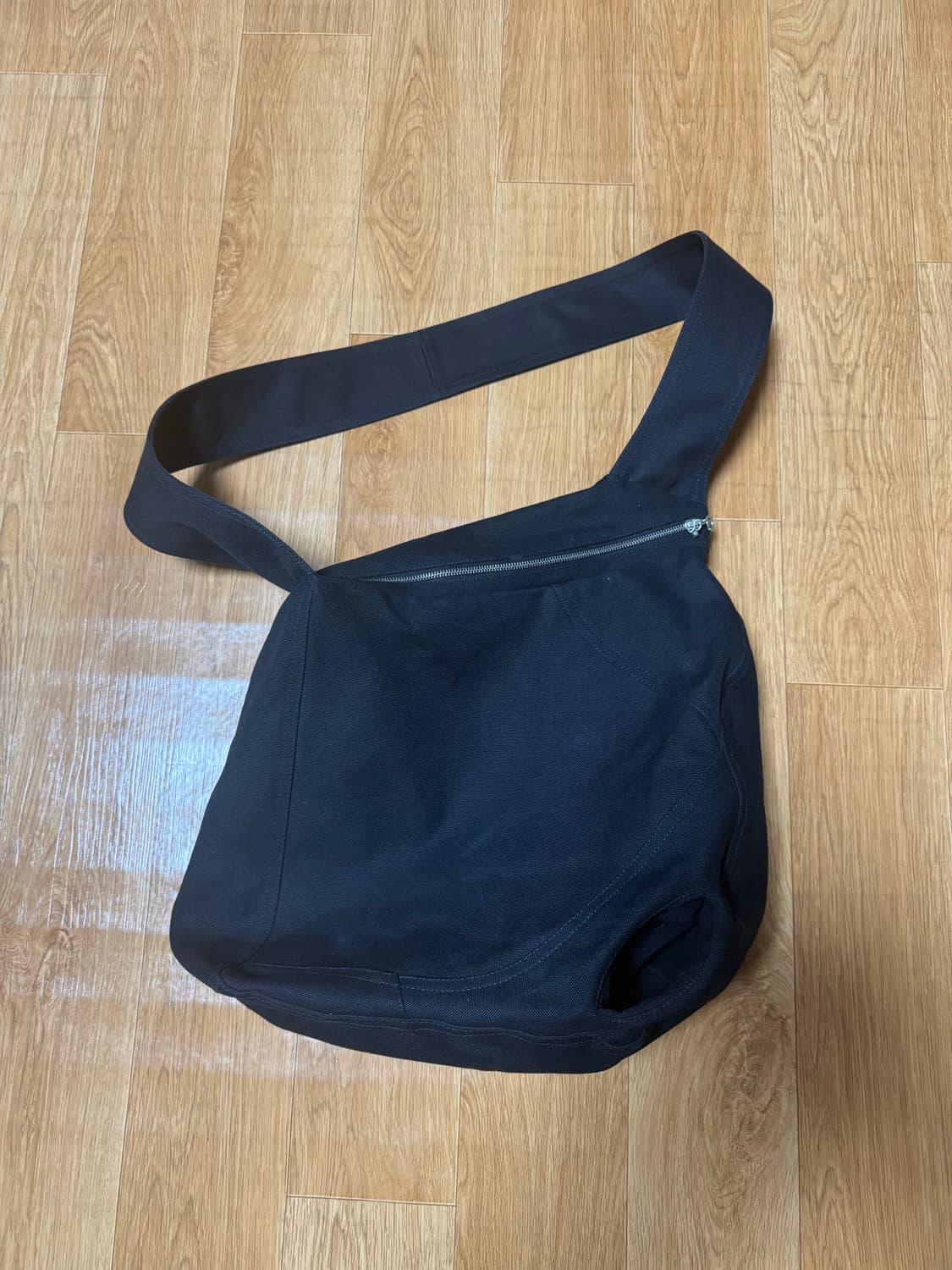 키코 코스타디노브 딜텀 백 콜 블랙 상품이미지1