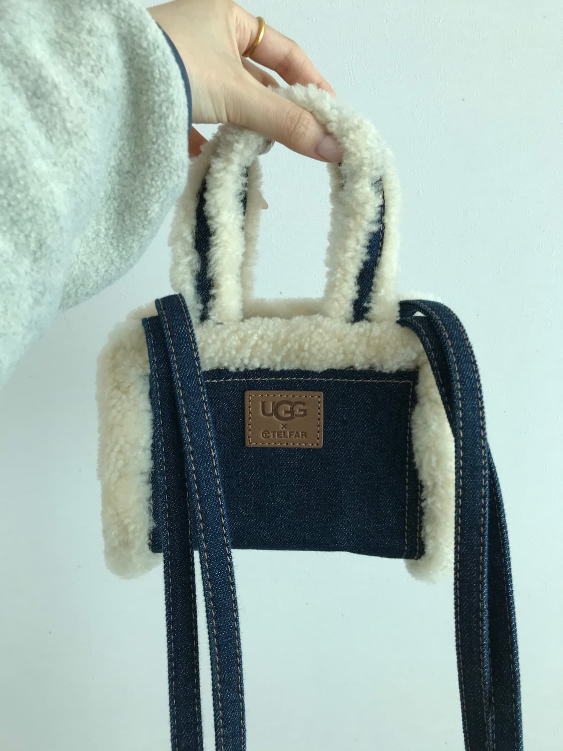 텔파 어그 스몰 쇼핑백 데님 상품이미지3