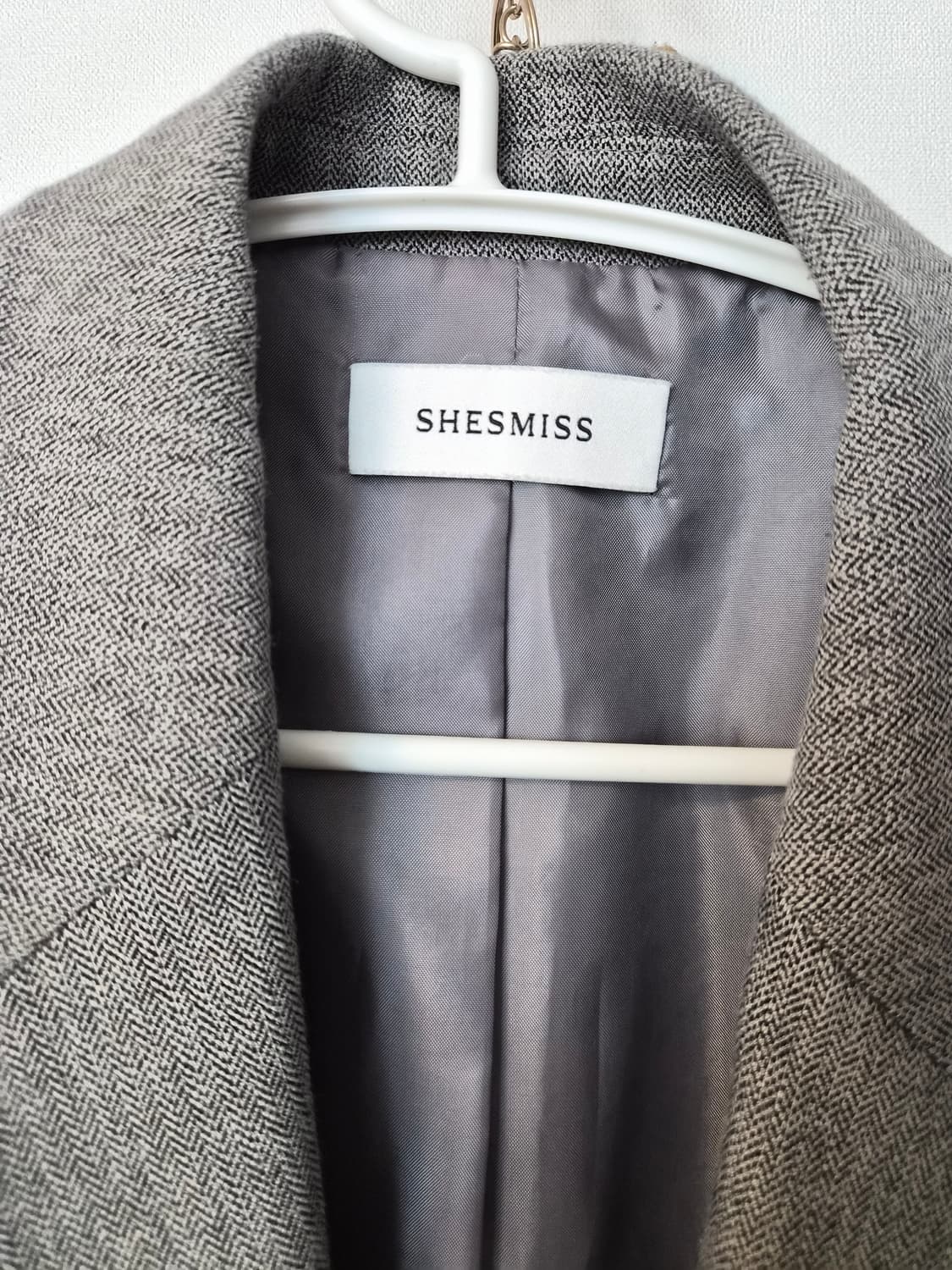 [SHESMISS] 쉬즈미스 울 혼방 헤링본 더블 자켓 (55사이즈) 상품이미지2