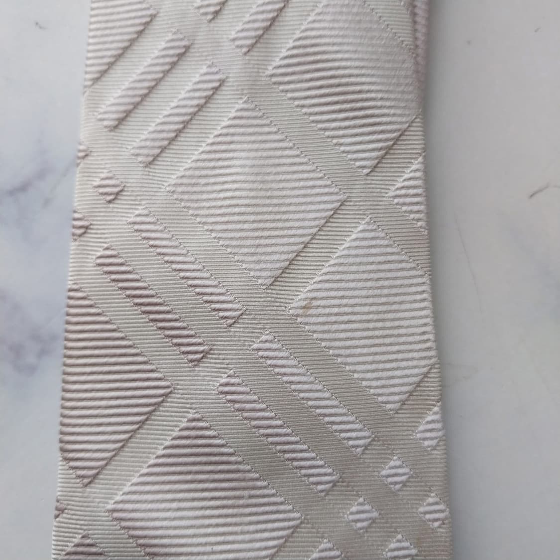 버버리 연핑크 시그니처 체크 패턴 넥타이 8.5cm A+~A등급K2859 상품이미지10