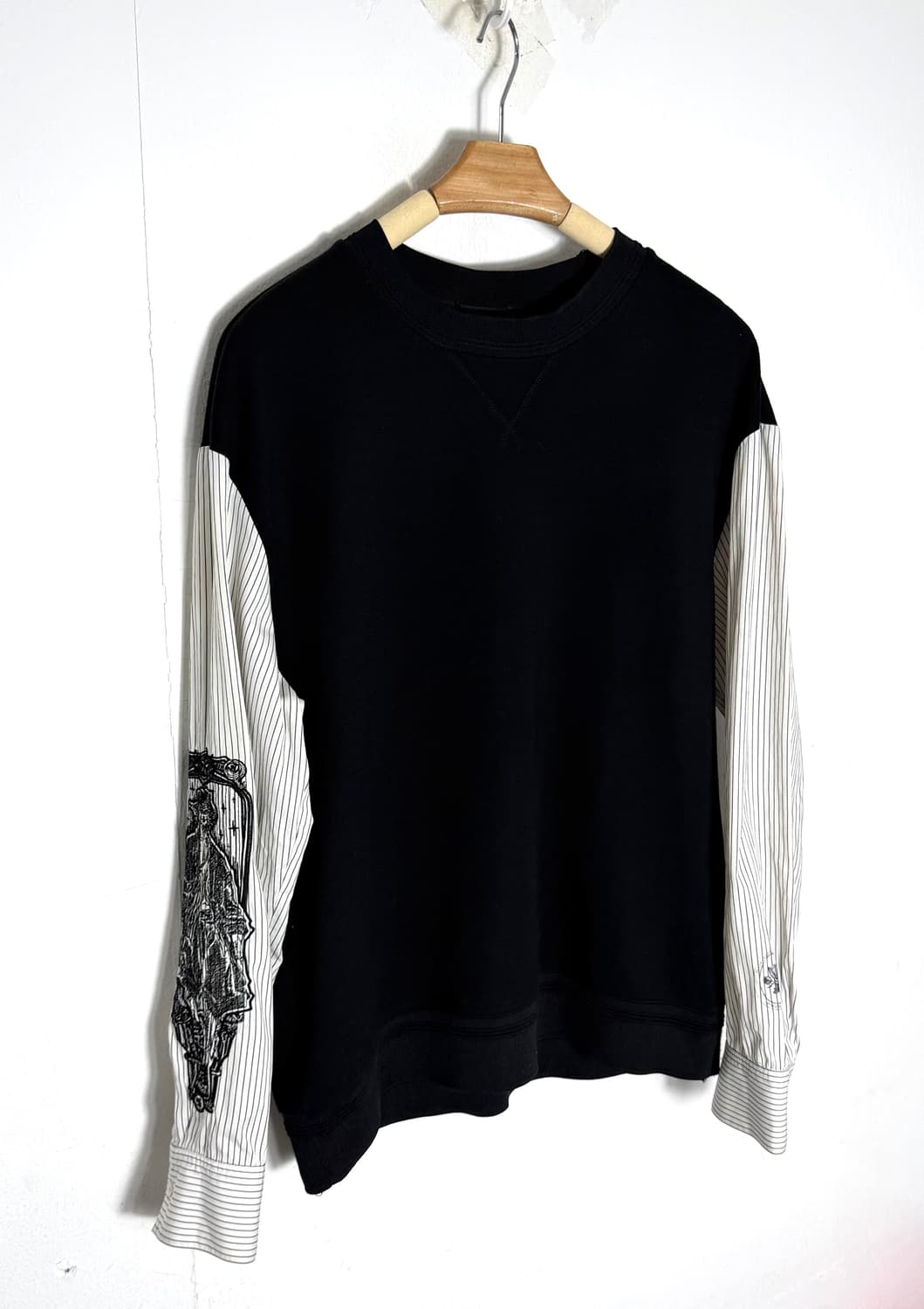 송지오옴므 송지오옴므맨투맨 송지오맨투맨 상품이미지1