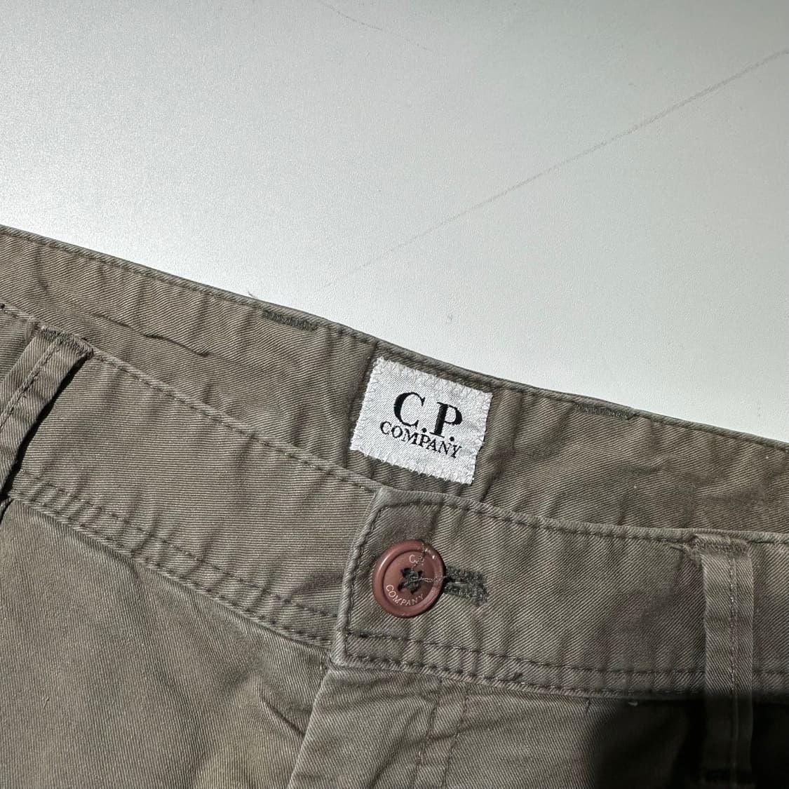 CP컴퍼니 렌즈 카고 팬츠 상품이미지4