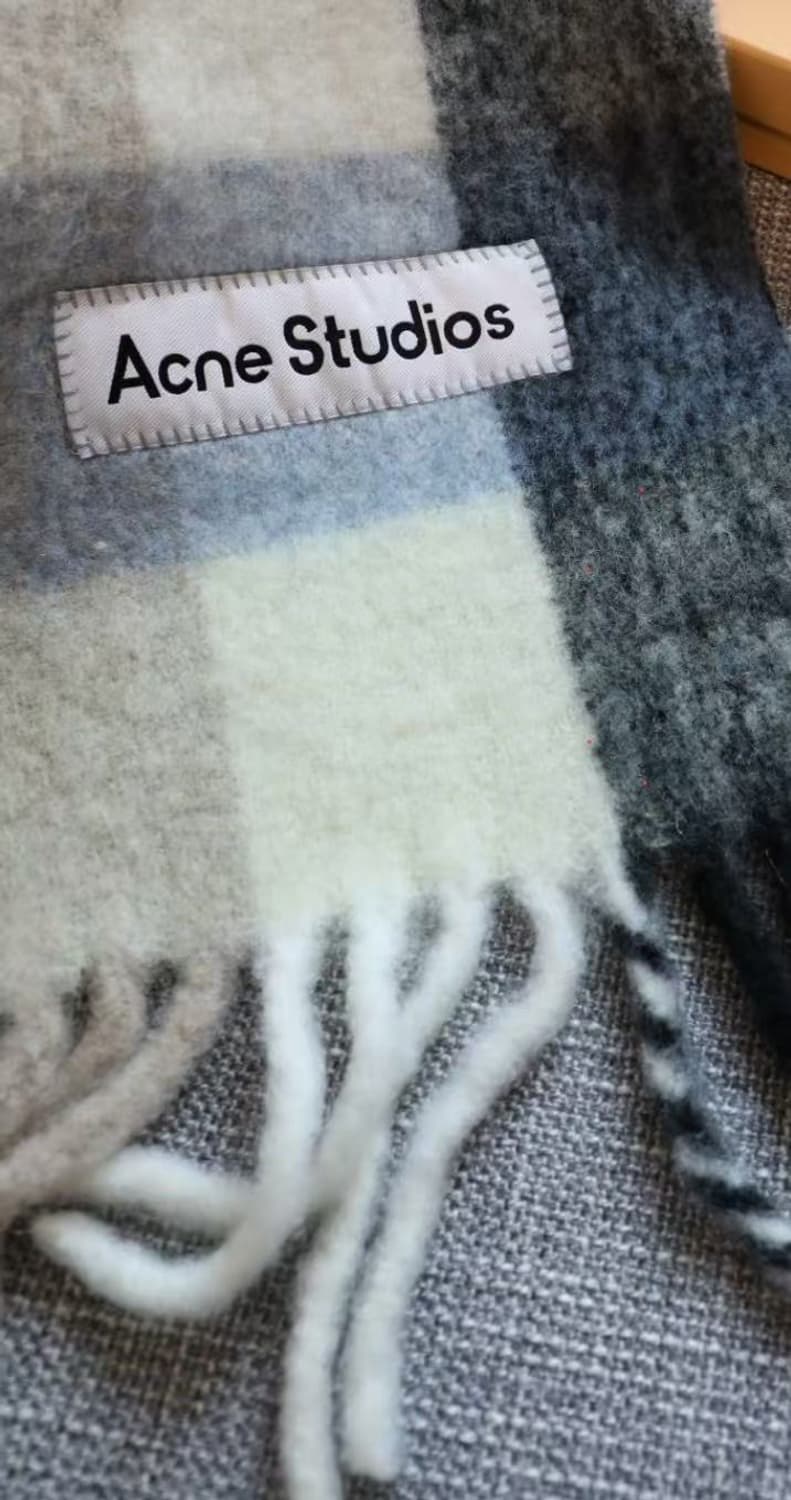 아크네 스튜디오 모헤어 체크 머플러 블루 베이지 블랙 상품이미지2