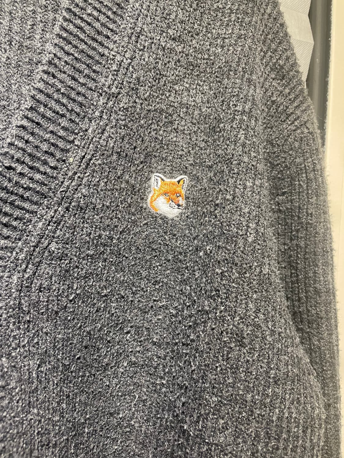 메종키츠네 폭스헤드 가디건 그레이M 가슴55기장65 상품이미지2