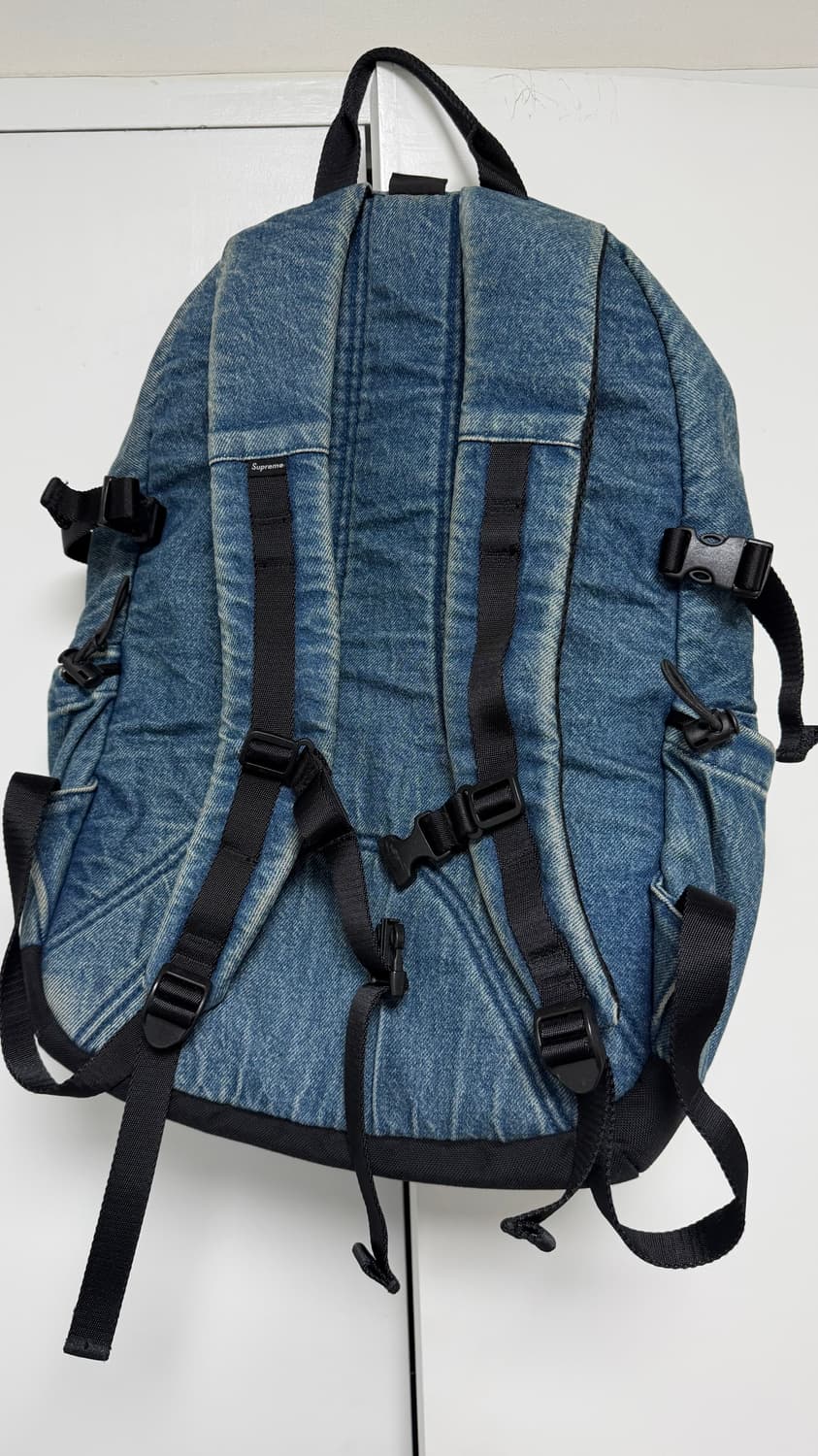 슈프림 데님 백팩 워시드 인디고 - 25FW 상품이미지3