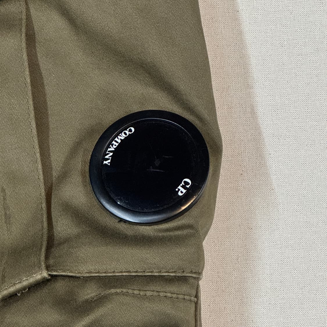 32inch) C.P. 컴퍼니 렌즈 와펜 카고 팬츠 올리브 상품이미지3