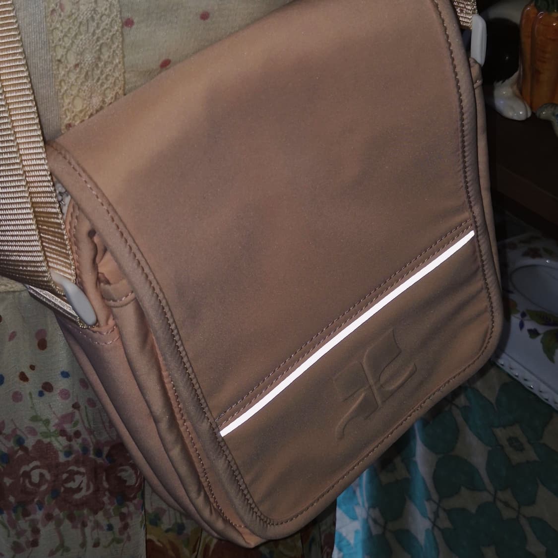 90s 꾸레쥬 베이비 핑크 스포티 숄더 크로스백 상품이미지8