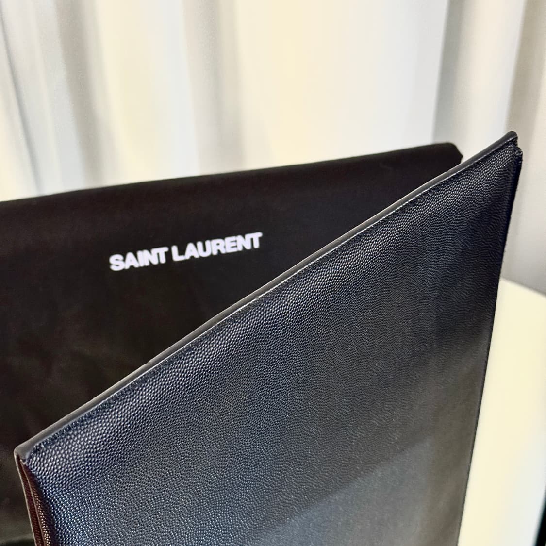 [새상품급] 입생로랑 이니셜 로고 클러치 상품이미지9