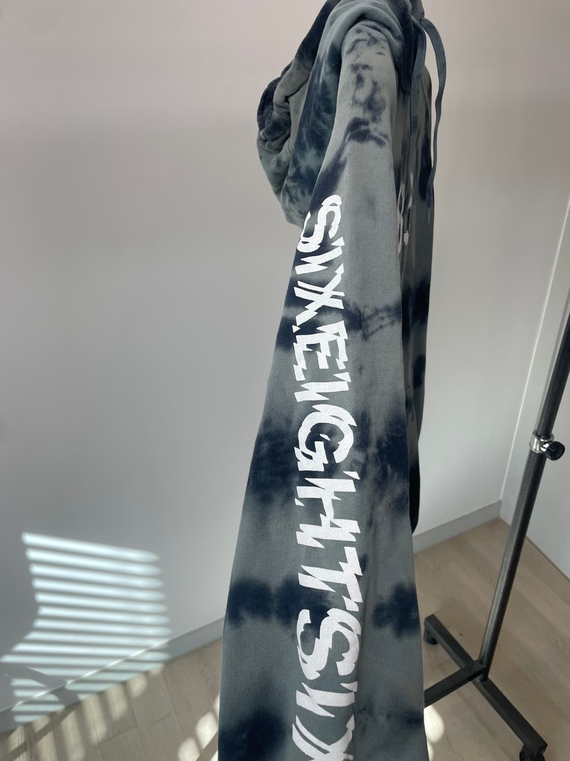 (S) 686 타이다이 후드티 상품이미지2