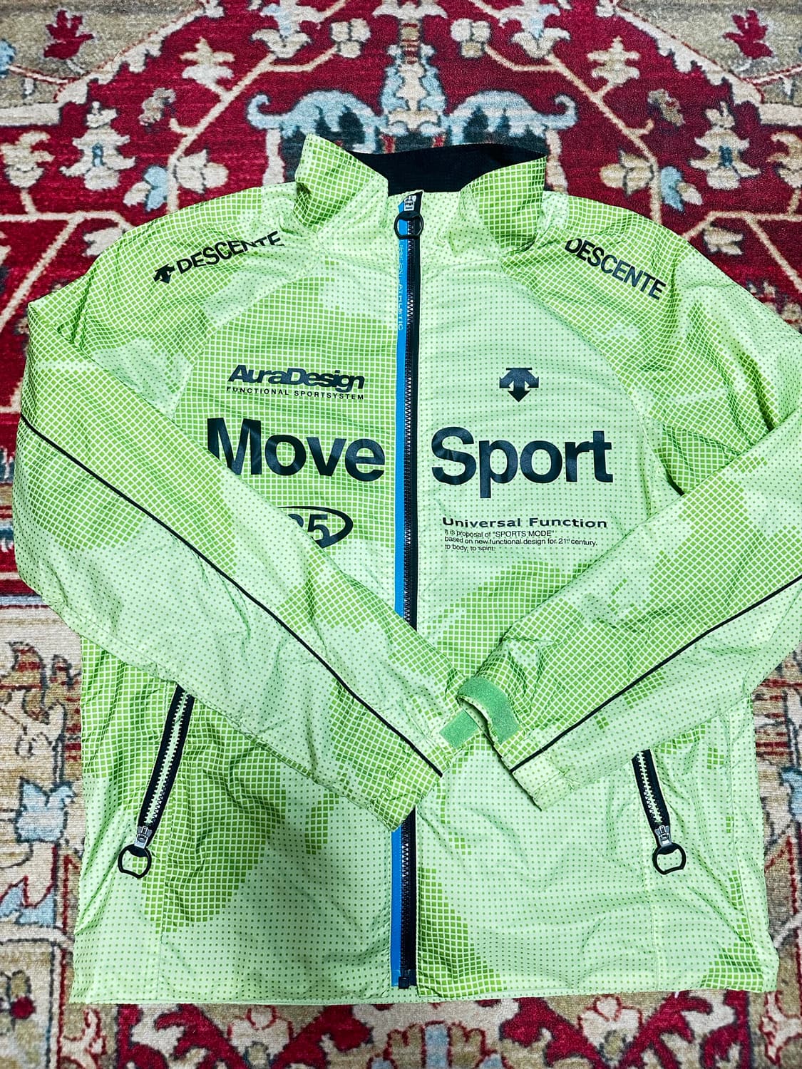 데상트 무브스포츠 바람막이 자켓 그린 M 상품이미지1