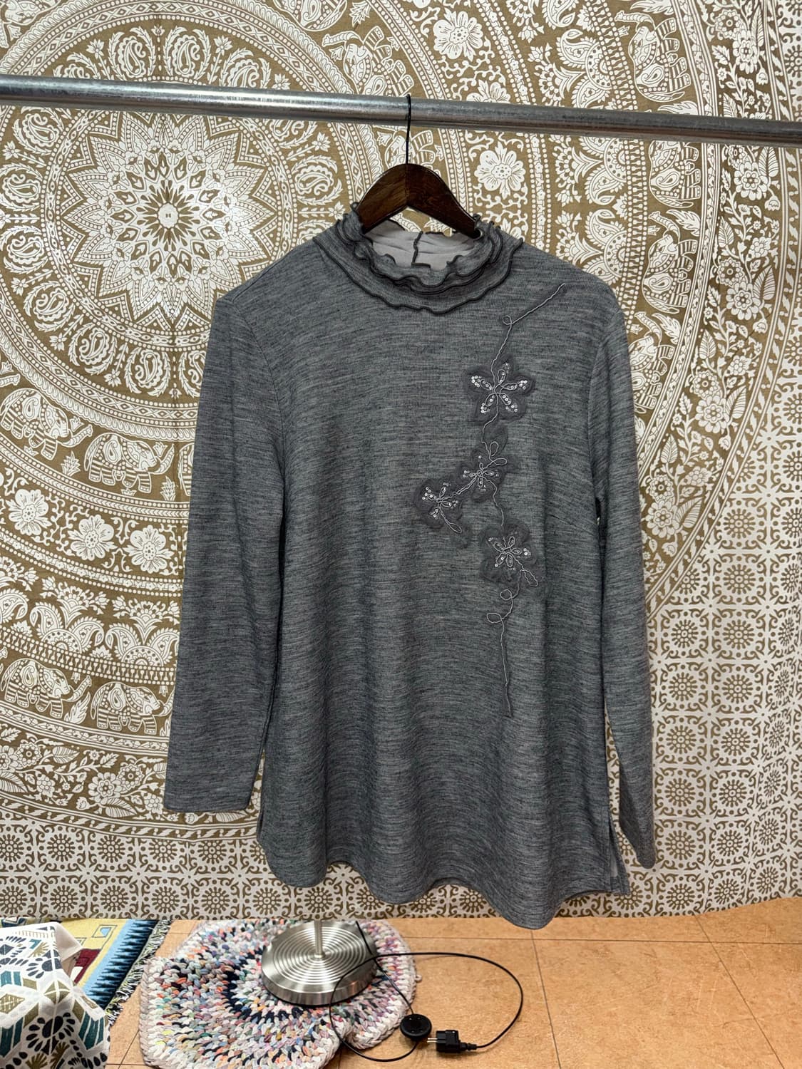 빈티지 플라워자수 프릴 긴팔티  상품이미지3