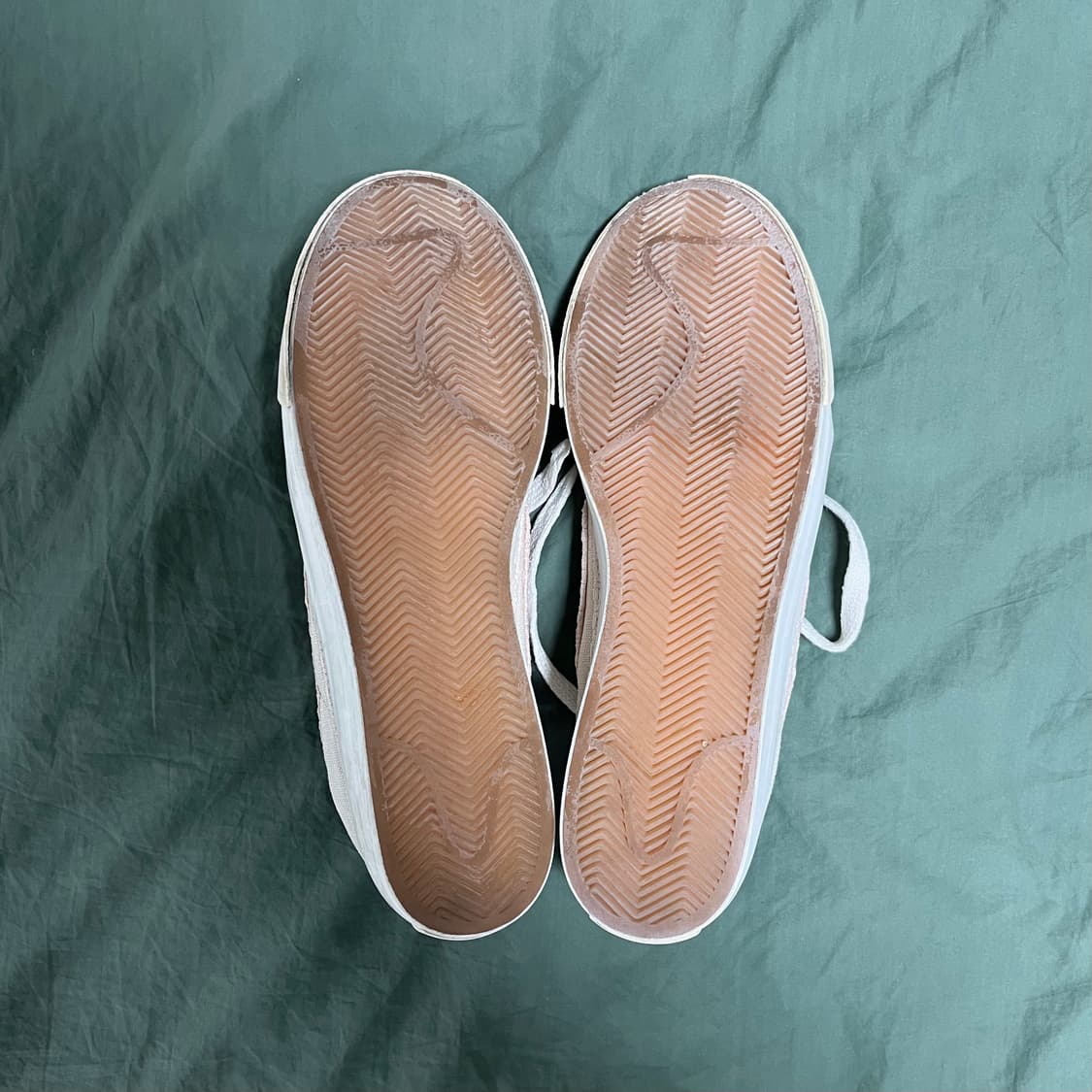 260_ 나이키 뮬 상품이미지3