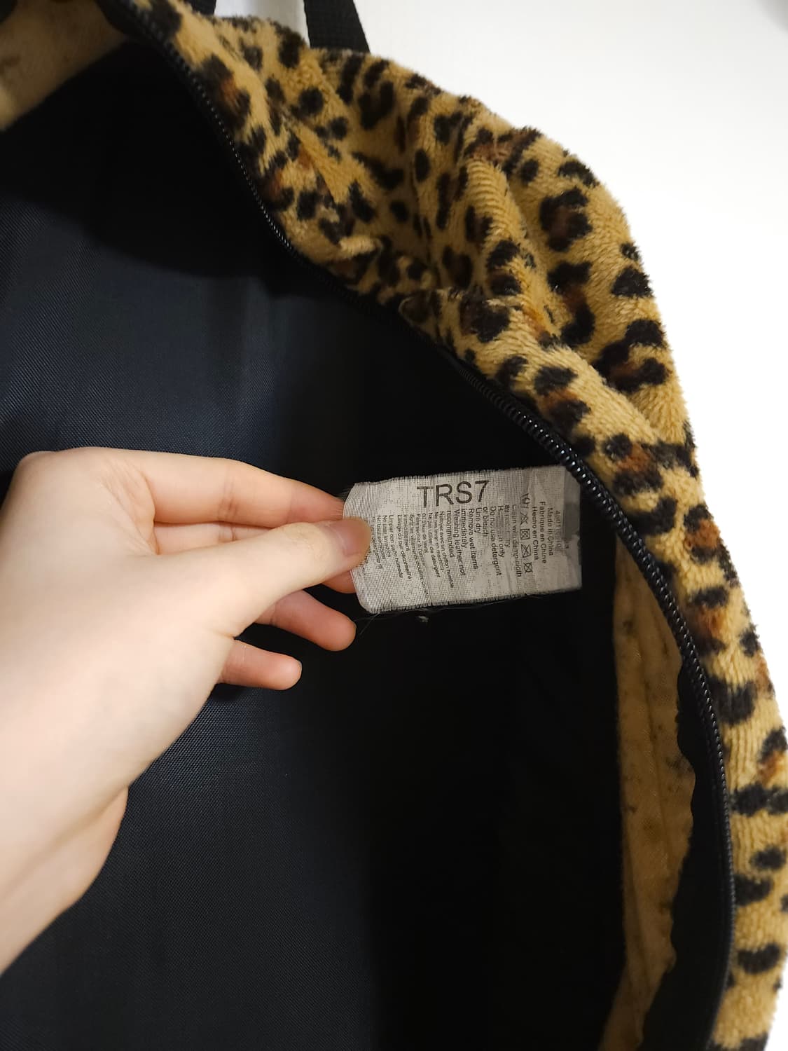 잔스포츠 레오파드 백팩 상품이미지6