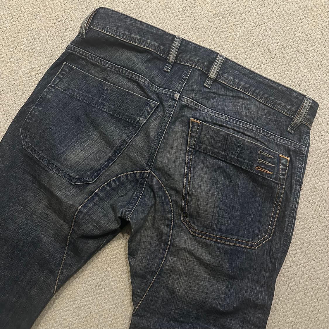 디젤(Diesel) 스트레이트 데님 팬츠 상품이미지9