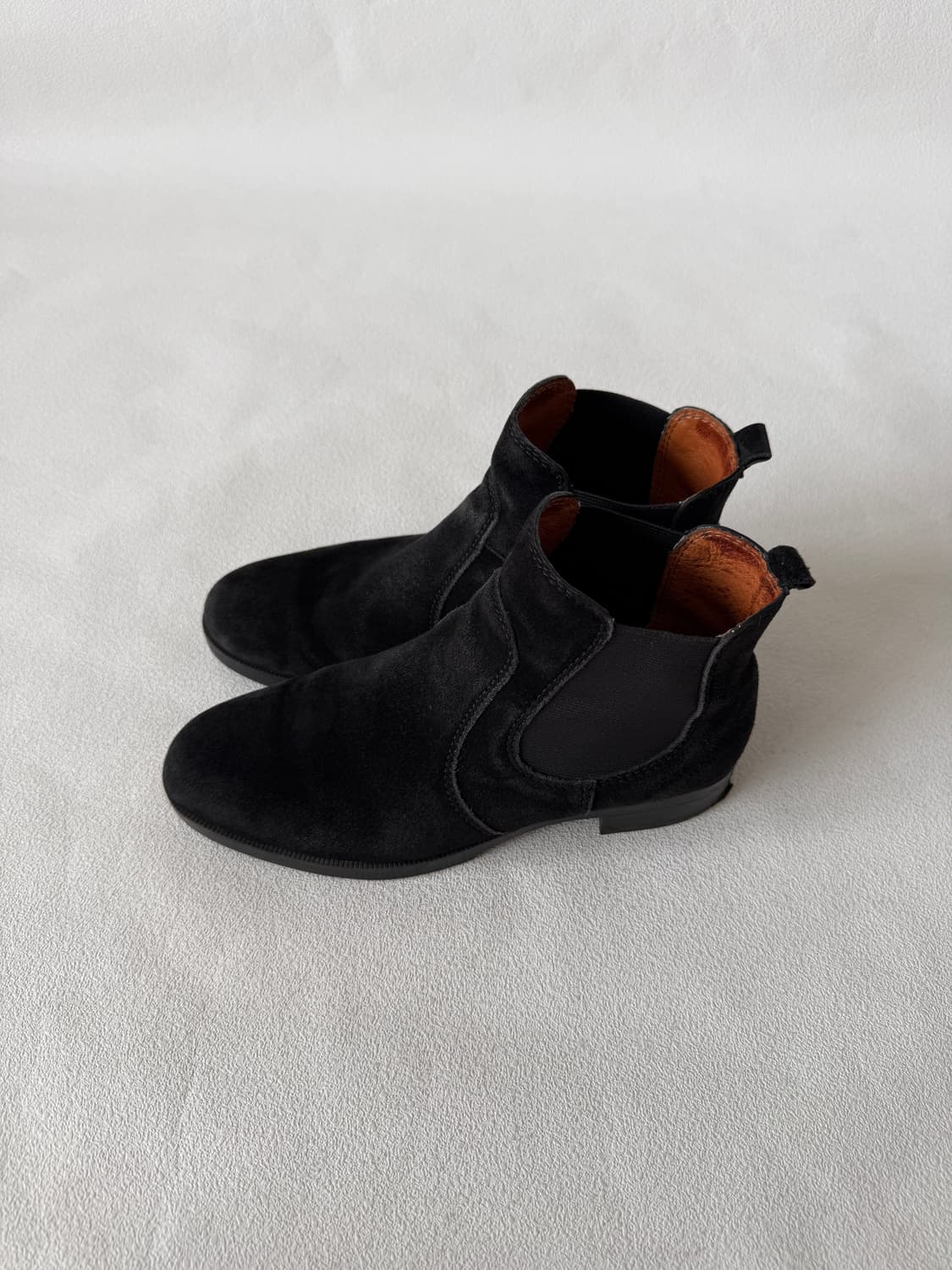 [245]쿠에른(CUEREN) 스웨이드 첼시부츠 상품이미지2