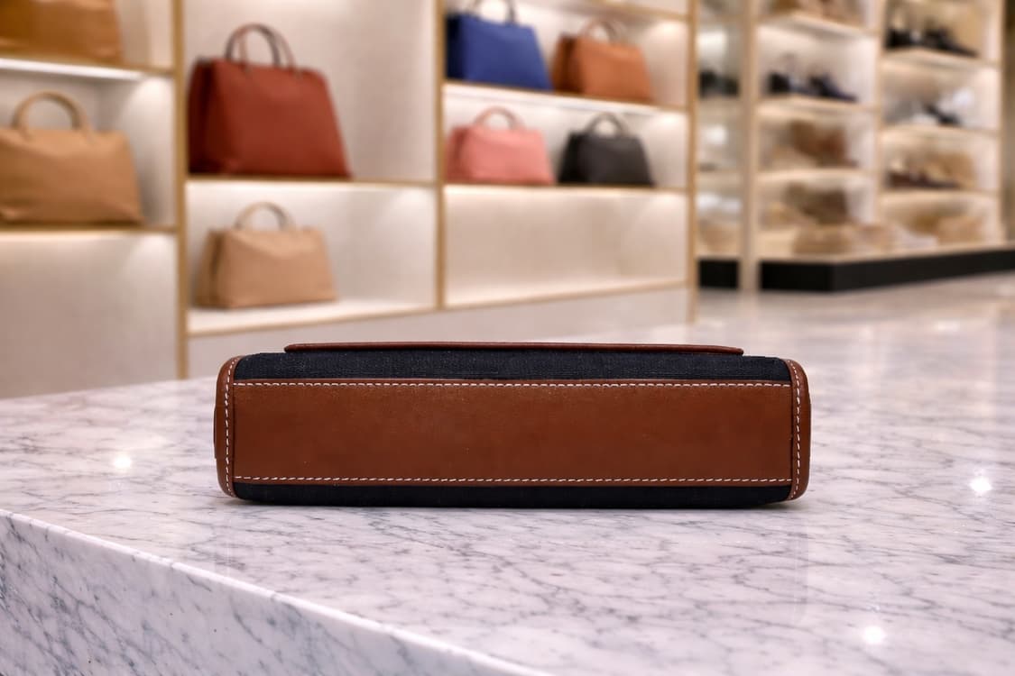 [S급] 버버리 투톤 캔버스 토트백 미디움 화이트 판매합니다!!! 상품이미지3