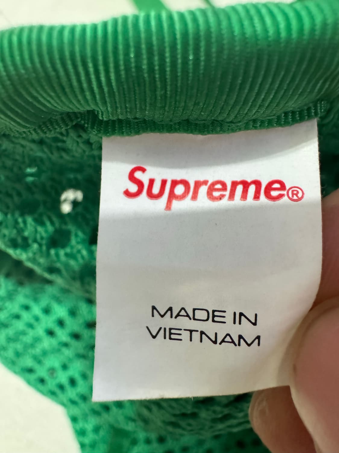 슈프림 메쉬 미니 더플백 그린 - 23SS 상품이미지3