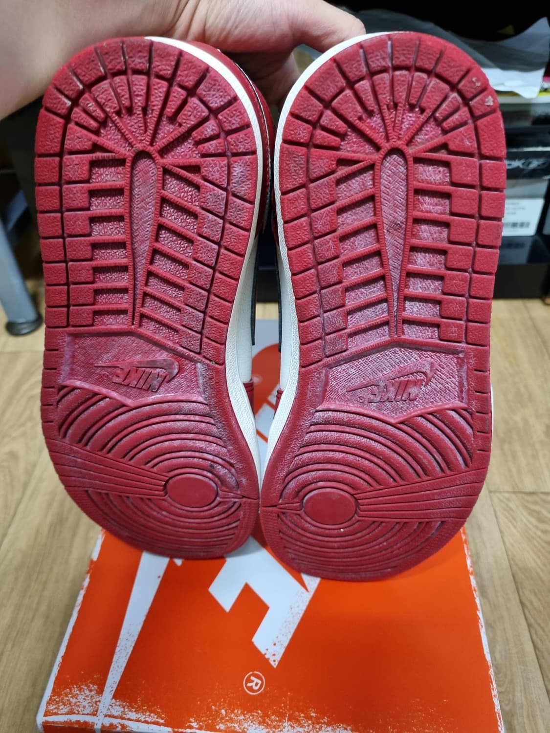 [280] 나이키 조던1 레트로 하이OG 시카고2022 상품이미지8