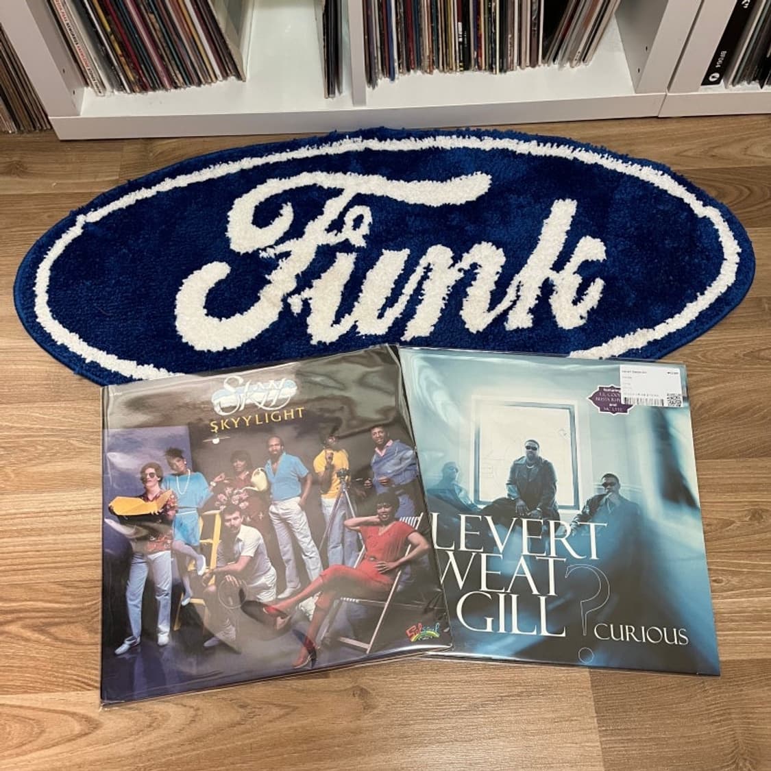 funk 로고 러그 상품이미지1