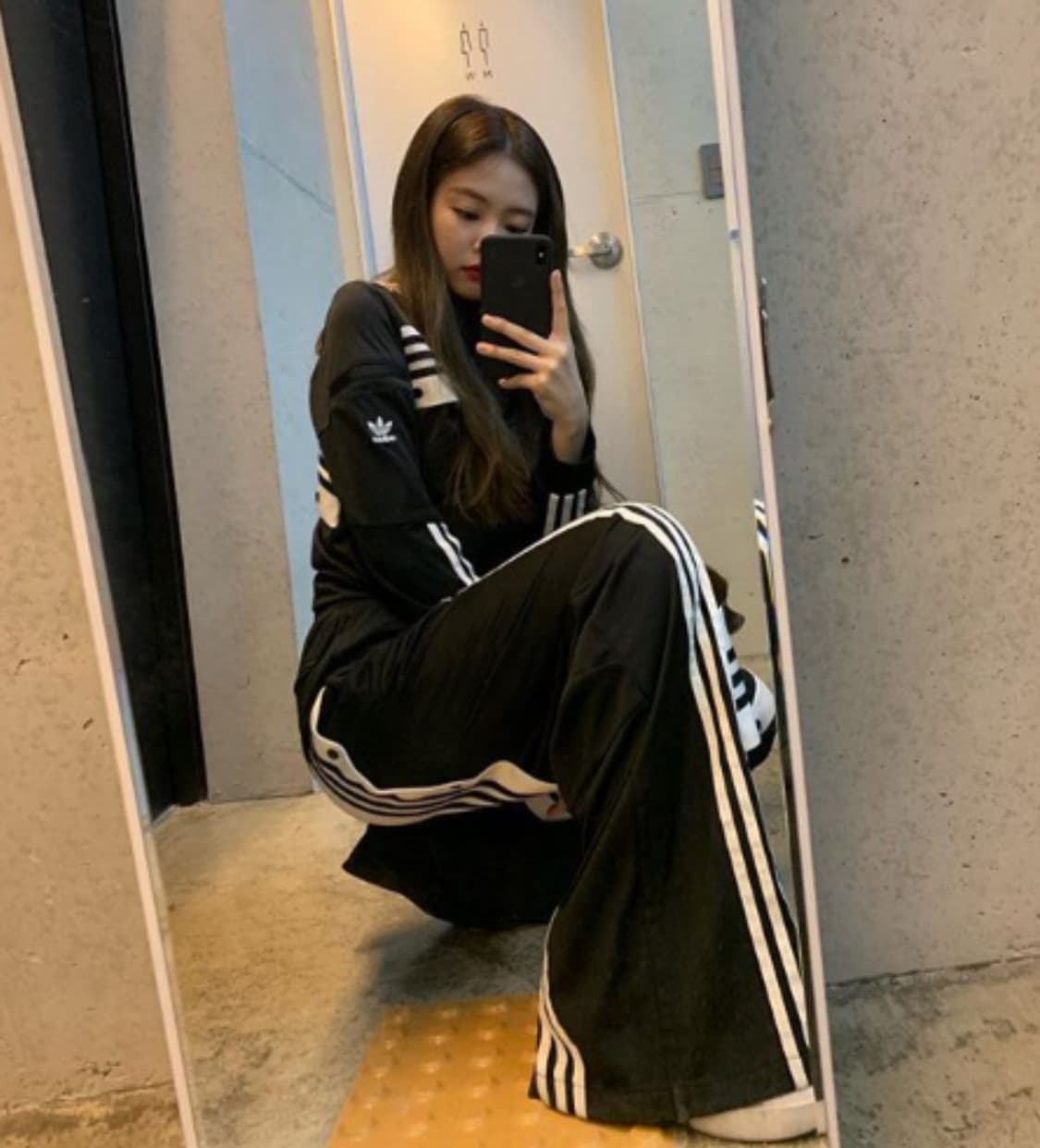 아디다스 다니엘카타리 트랙 팬츠 블랙 M (제니/손나은/수진 착용) 상품이미지2