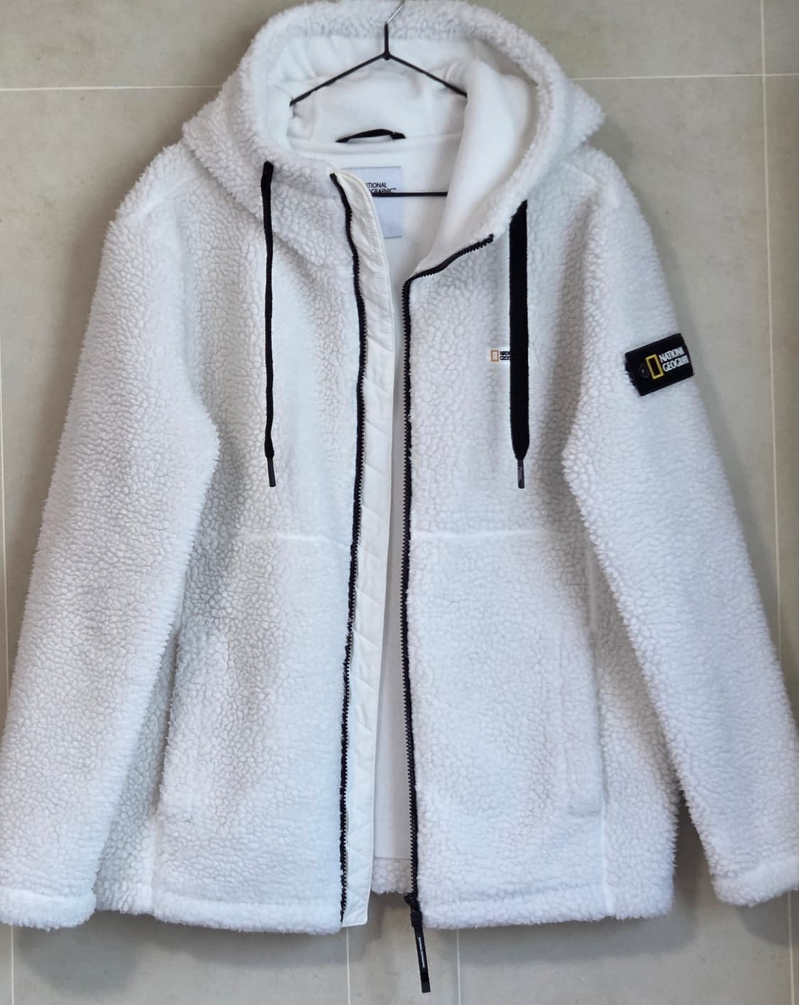 내셔널지오그래픽 코스토니 뽀글이 후드집업( M) 95 택포
 상품이미지1