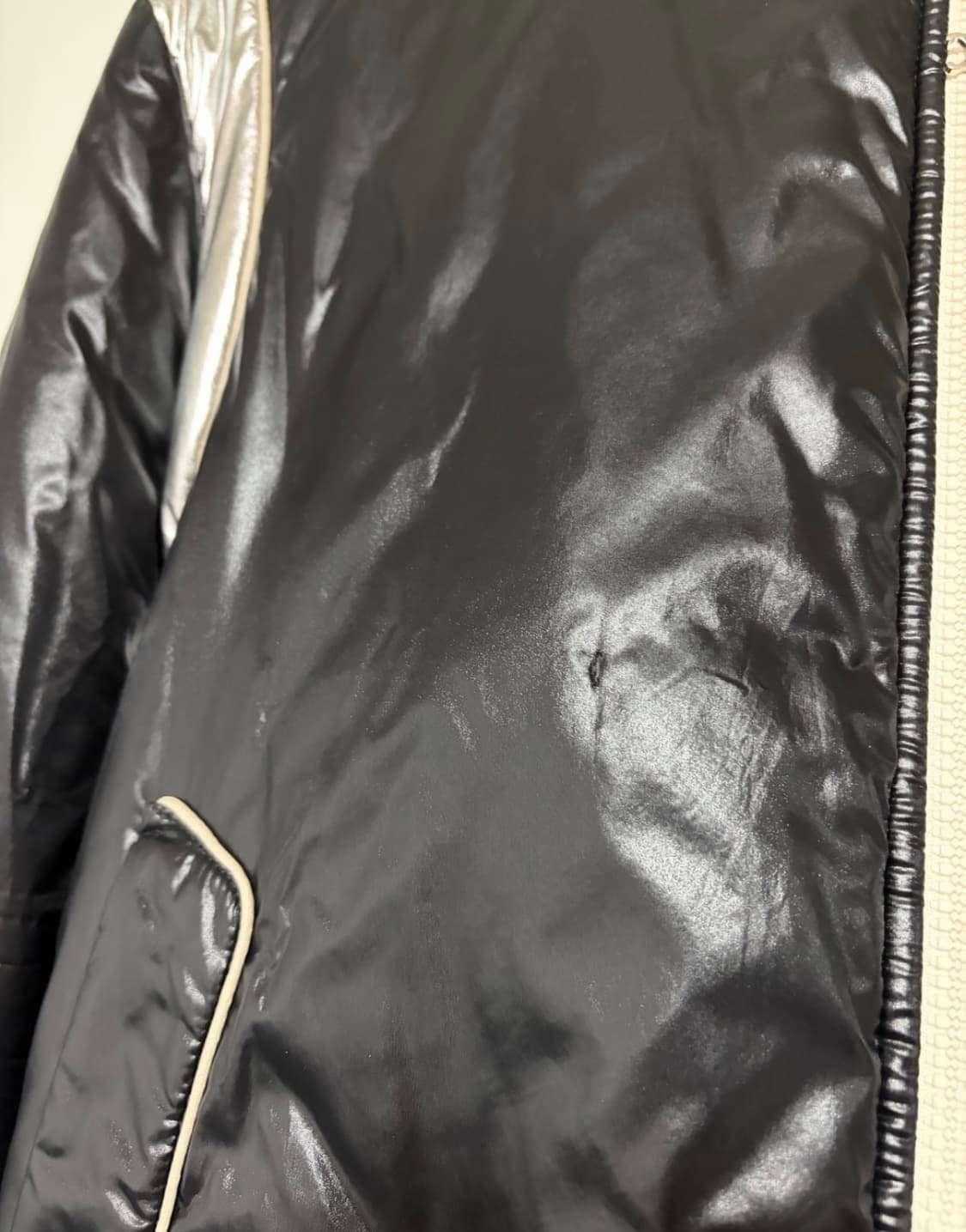 [54] 셀린느 새틴 패디드 봄버 패딩자켓 상품이미지4