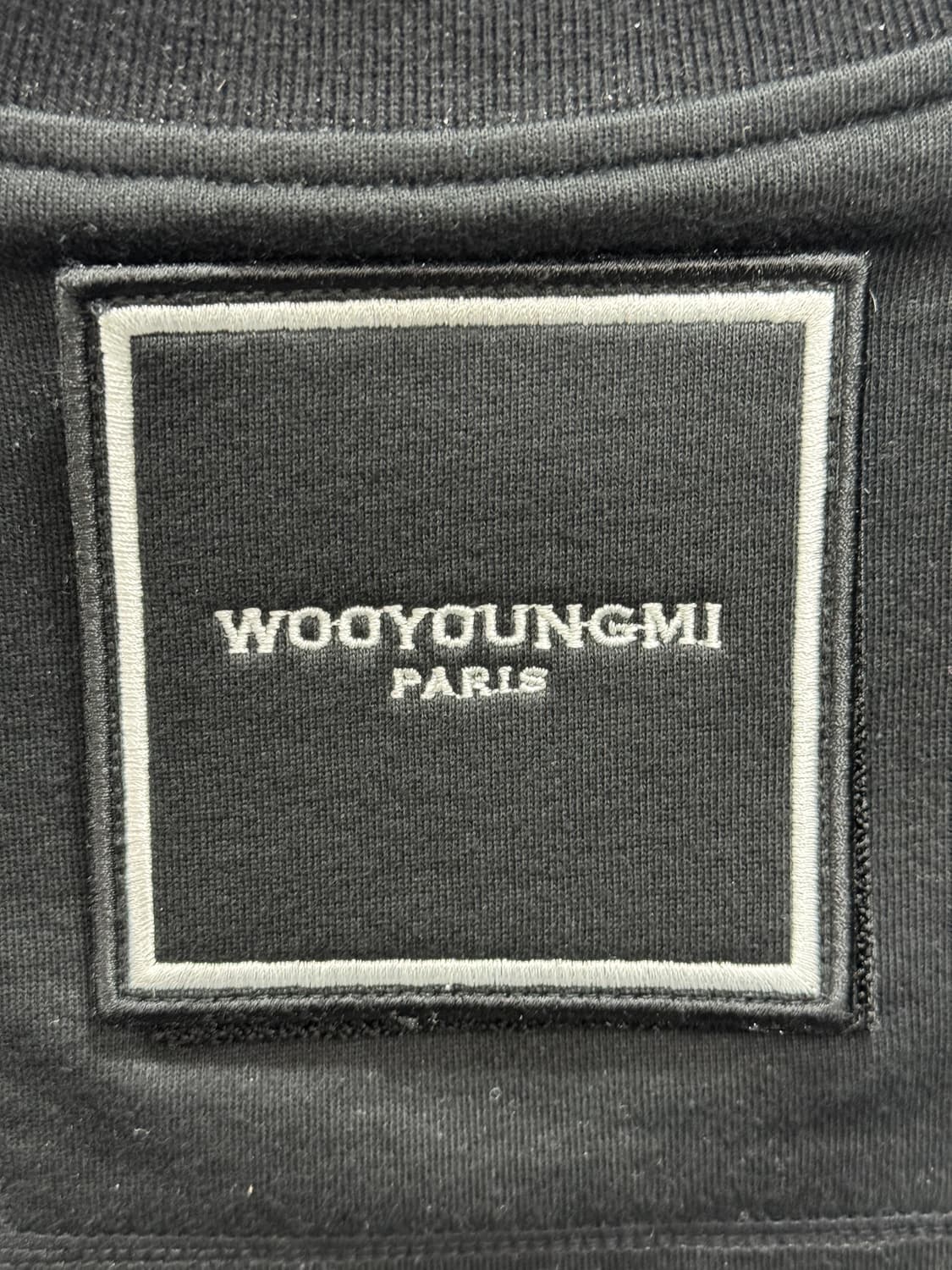 우영미 스퀘어 라벨 맨투맨 44사이즈 상품이미지2