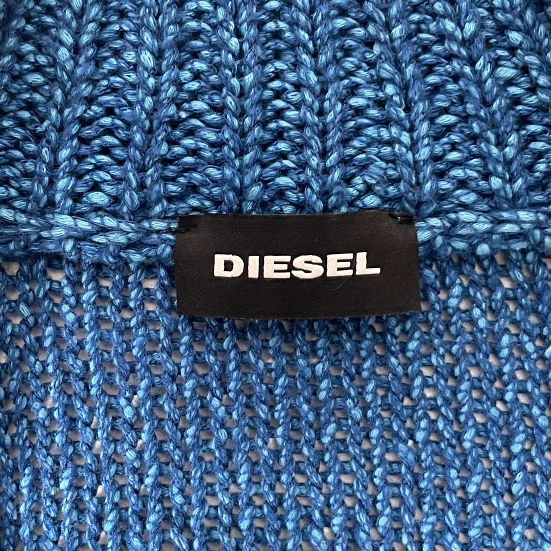 디젤 워시드 슬림핏 블루 하이넥 니트집업 (on.574)   상품이미지7