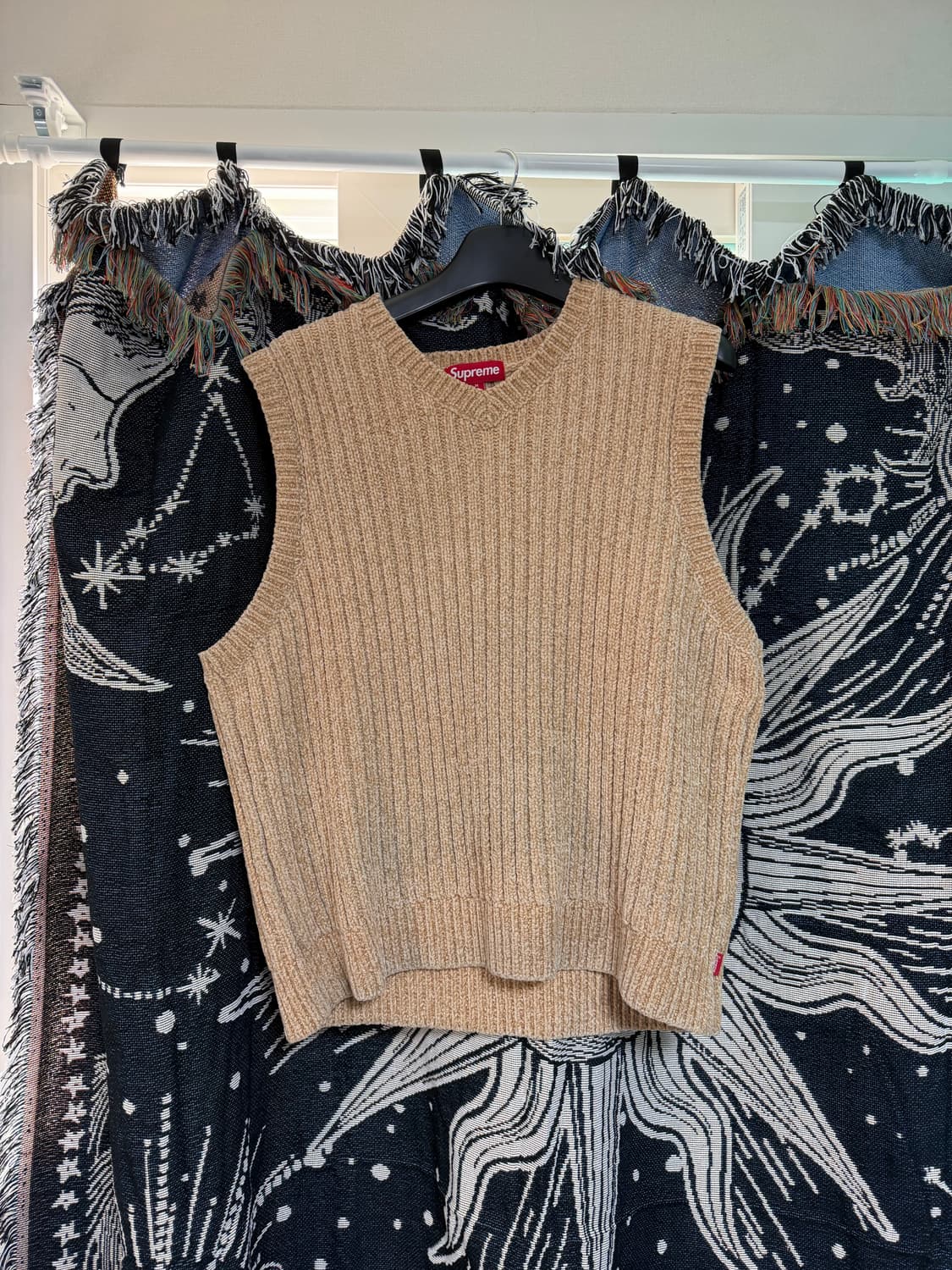 슈프림 24f/w 니트베스트 M사이즈 상품이미지2