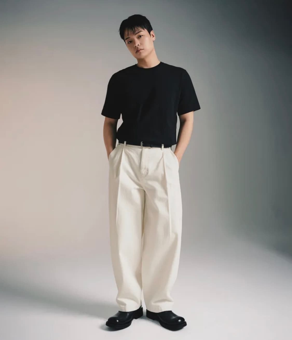 [짱구대디 컬래버]CONE 딥 턱 커브드 데님팬츠 [크림/28]무탠다드 상품이미지1