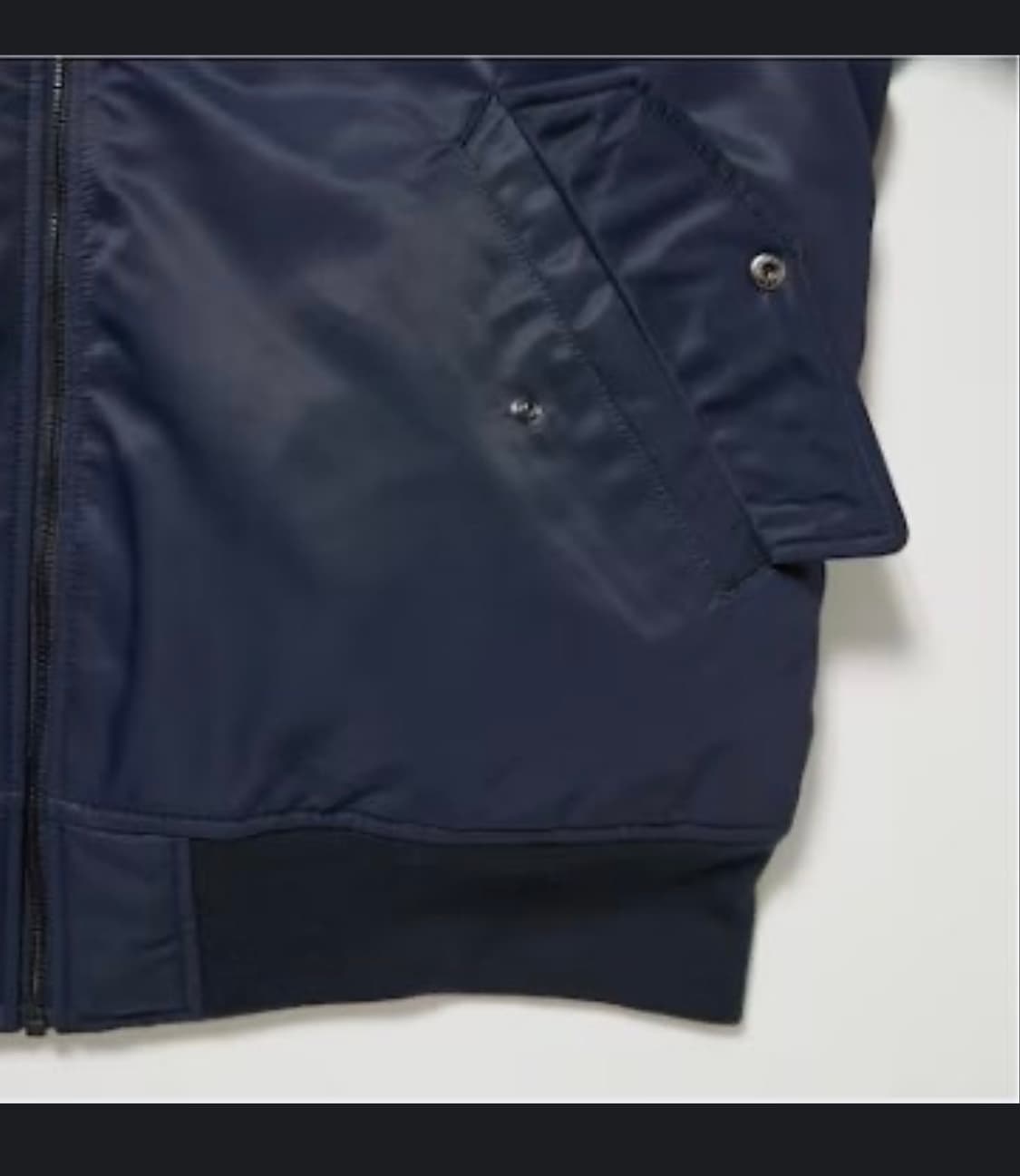 유니클로 MA-1 블루종 블랙 색상 XL 상품이미지4