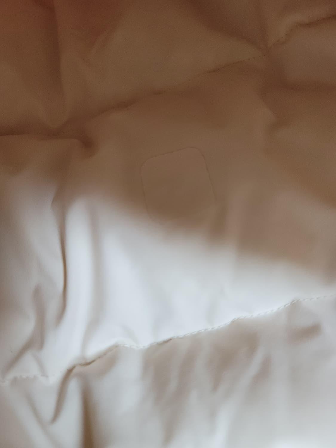 노스페이스 리버시블 연핑크 패딩 키즈 110사이즈 상태굿

 상품이미지4