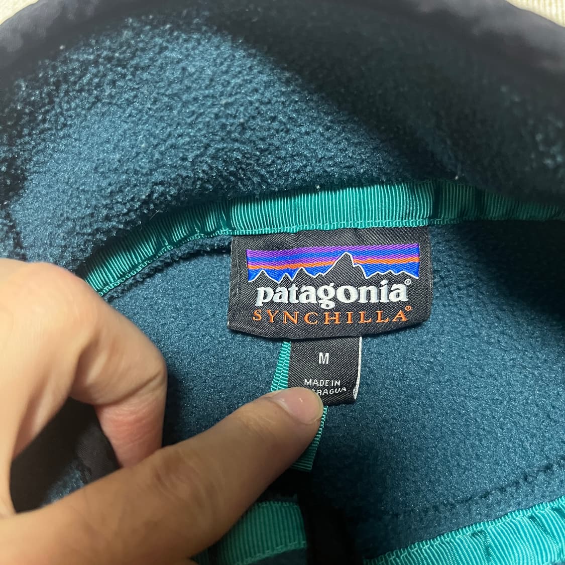 파타고니아 신칠라 투톤 컬러 스냅티 M 상품이미지4