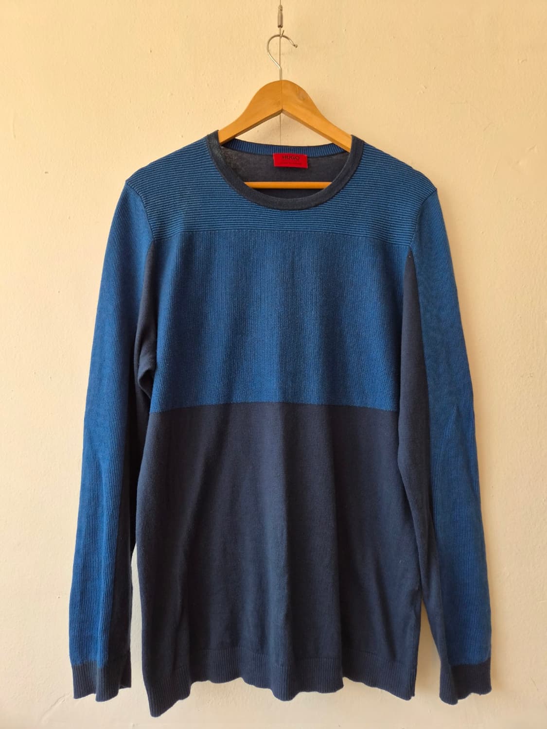 휴고보스 남성 코튼혼방라운드긴팔니트 L사이즈 상품이미지2