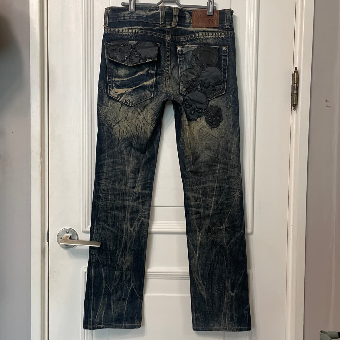 스컬 패치 데님 상품이미지3